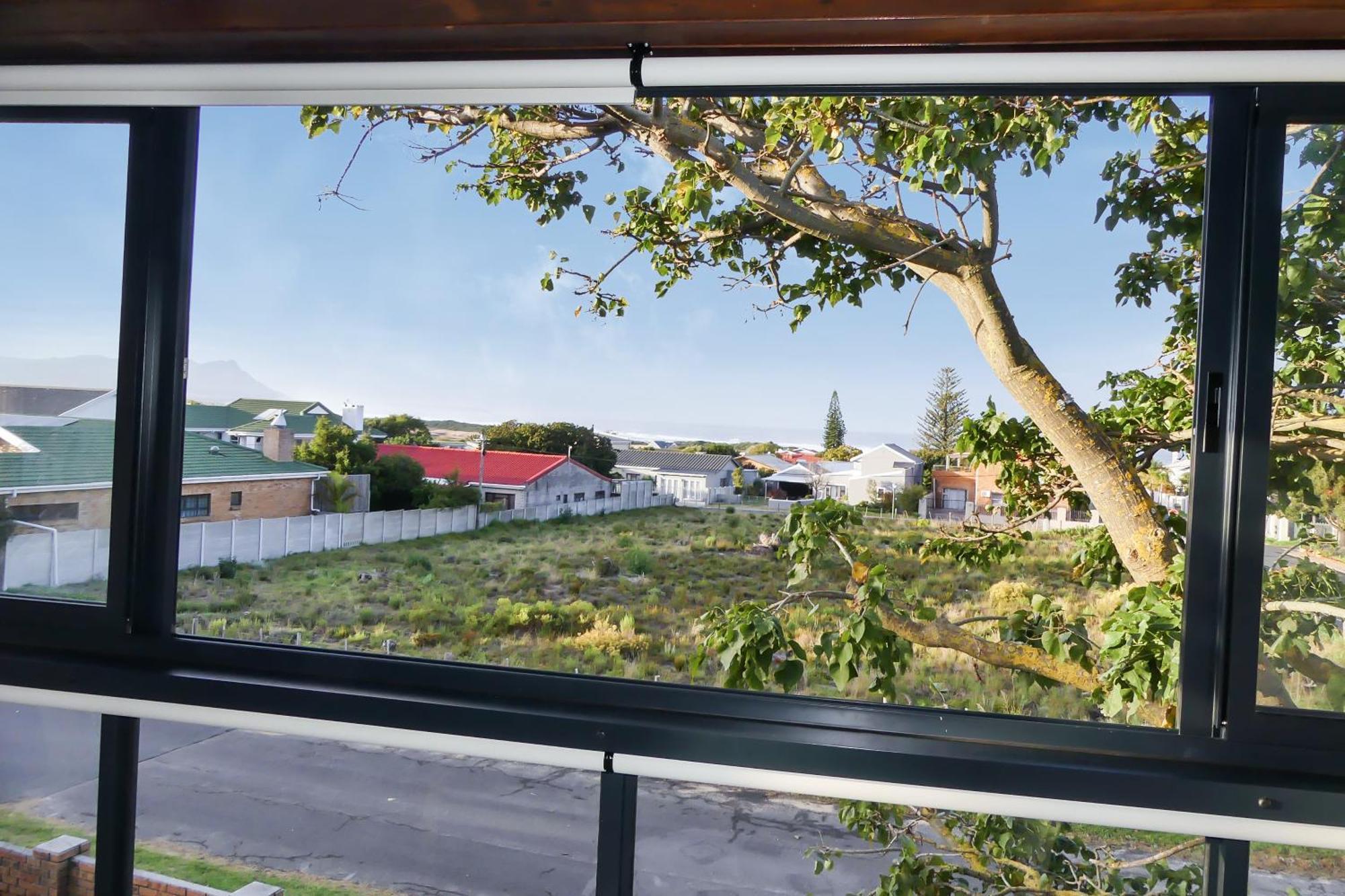 Shalom Self Catering Hotel Kleinmond Exterior photo